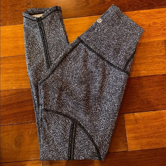 Lululemon Wunder Under Pant (Hi-Rise) - Picture 6 of 8